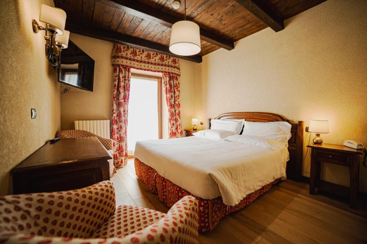 Hotel Jumeaux Breuil-Cervinia Kültér fotó