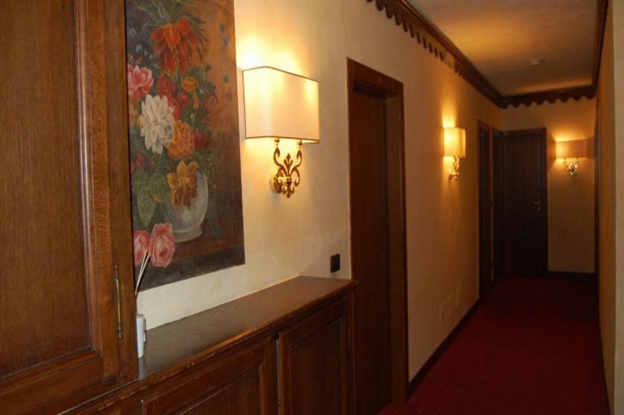 Hotel Jumeaux Breuil-Cervinia Kültér fotó